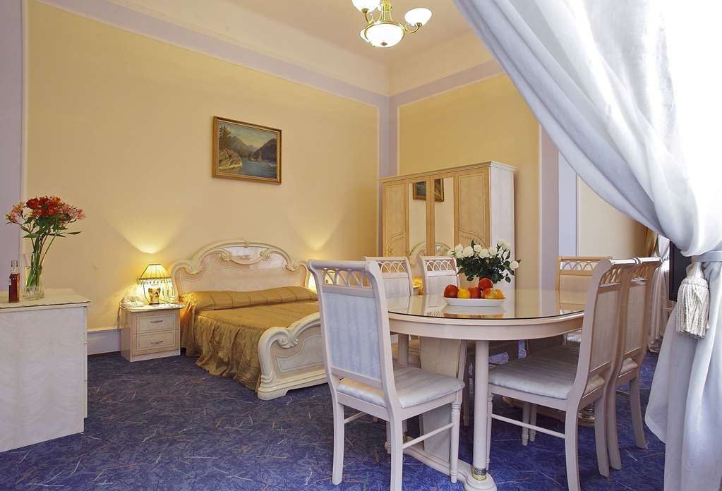 George Hotel Lviv Chambre photo